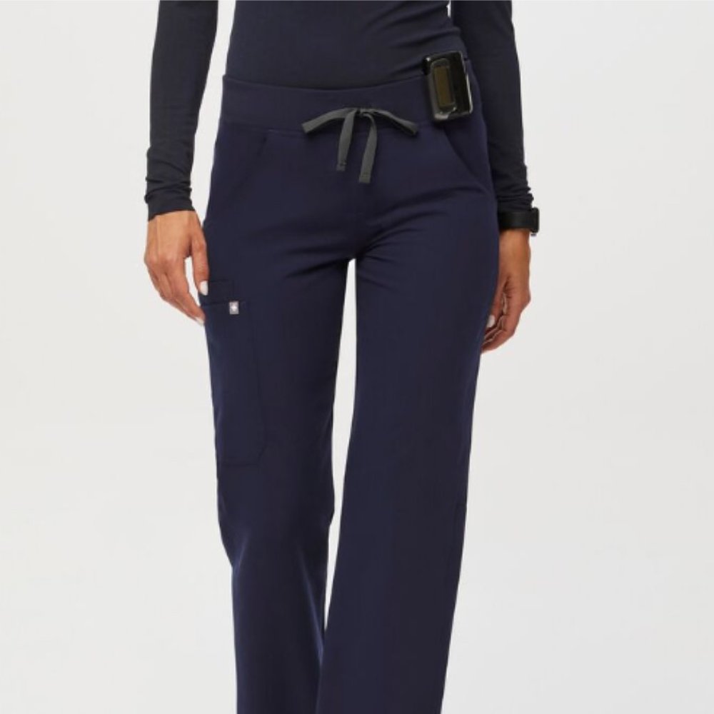 FIGS Women's Kade Cargo Scrub Pants in Navy, XSP